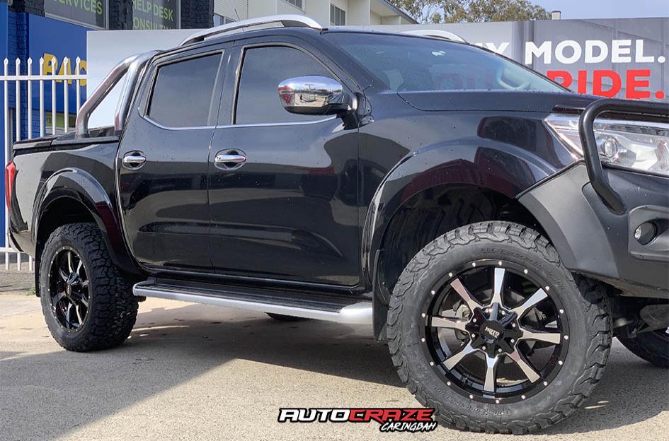 NISSAN NAVARA MO970 GLOSS BLACK MACHINED FACE